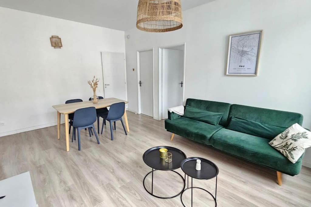 Superbe Appartement 2 Chambres Au Coeur De ポー エクステリア 写真